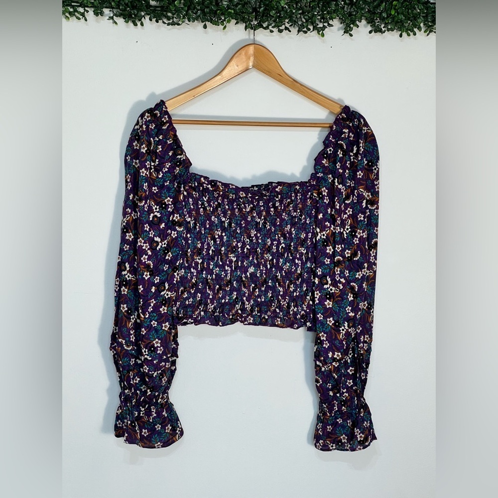 Band Of The Free AGATHE PURPLE FLORAL SMOCKED TOP Medium